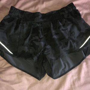 lululemon hotty hot shorts
